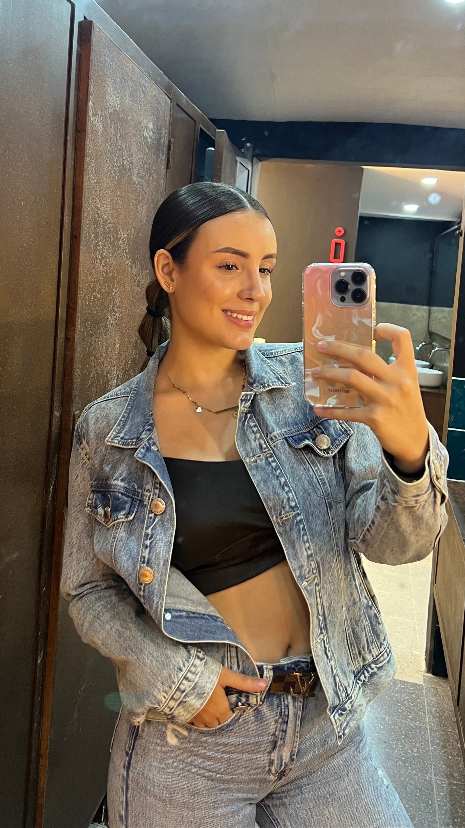 Imagen del creador - 4
